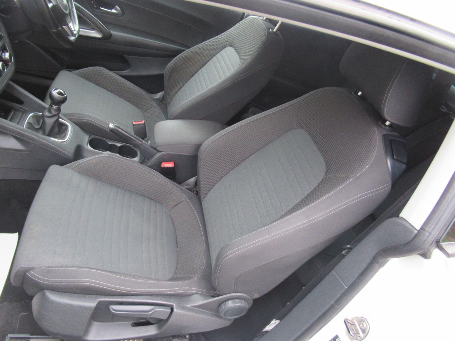 Used Volkswagen Scirocco for sale - 77214800: Photo 15