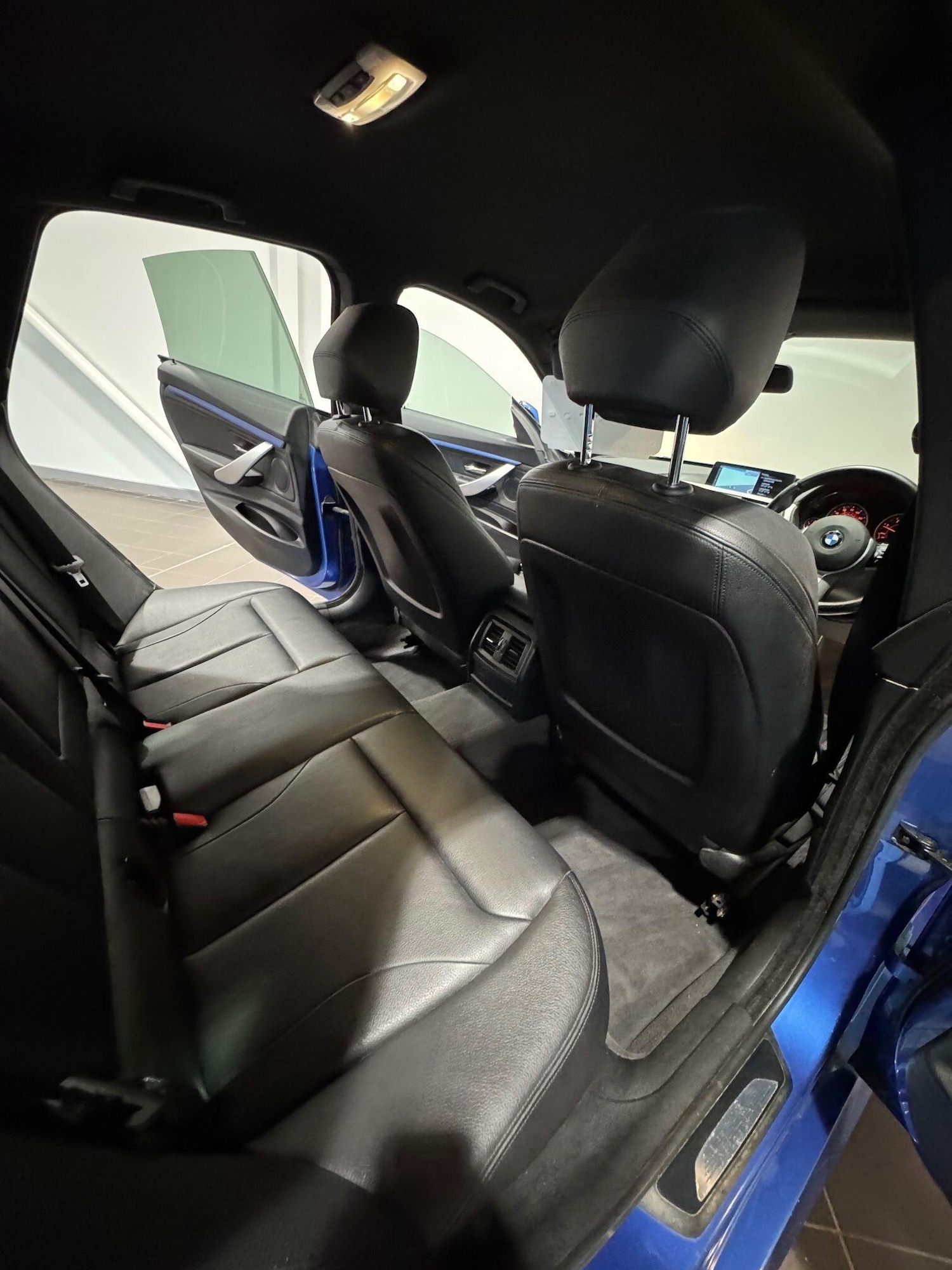 Used BMW 3 Series 2015 for sale - 77130688: Photo 13