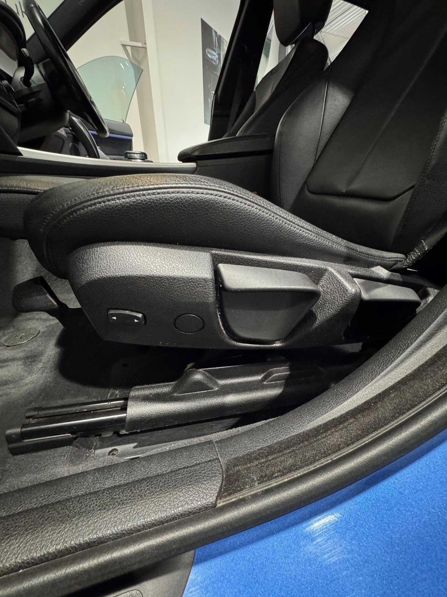 Used BMW 3 Series 2015 for sale - 77130688: Photo 36