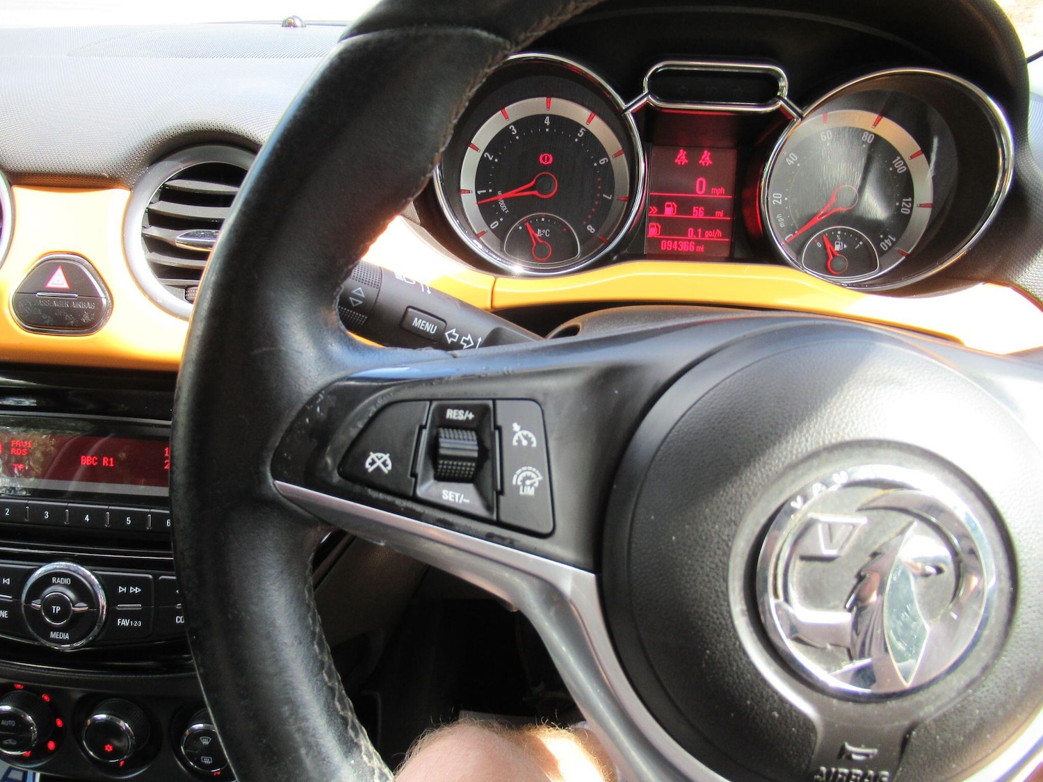 Used Vauxhall ADAM 2017 for sale - 76995000: Photo 24