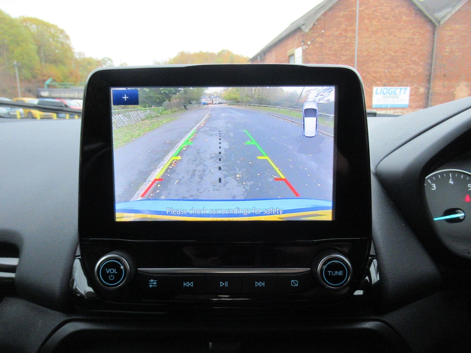 Used Ford Ecosport 2020 for sale - 76994744: Photo 29