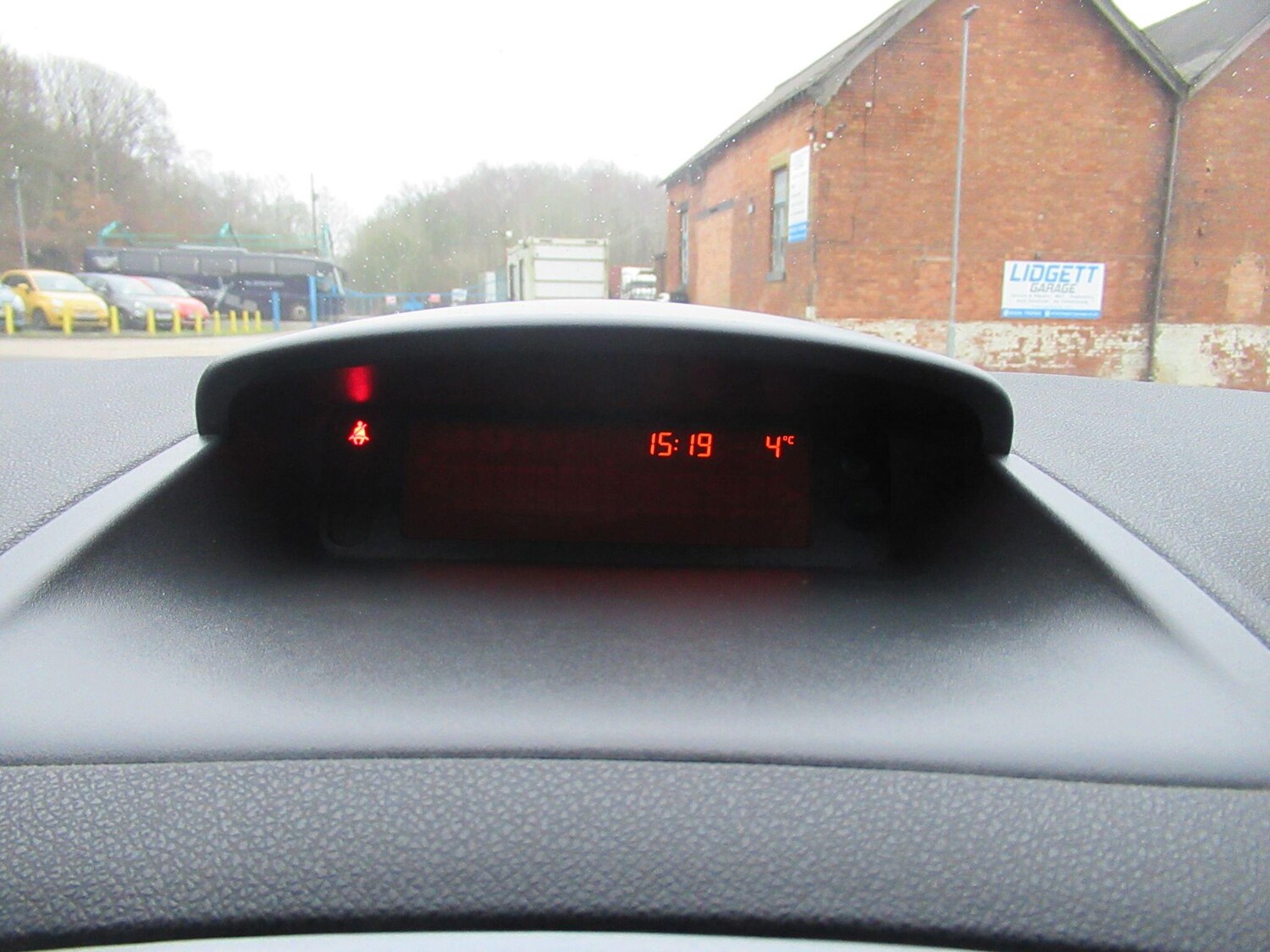 Used Renault Clio 2013 for sale - 77479460: Photo 32