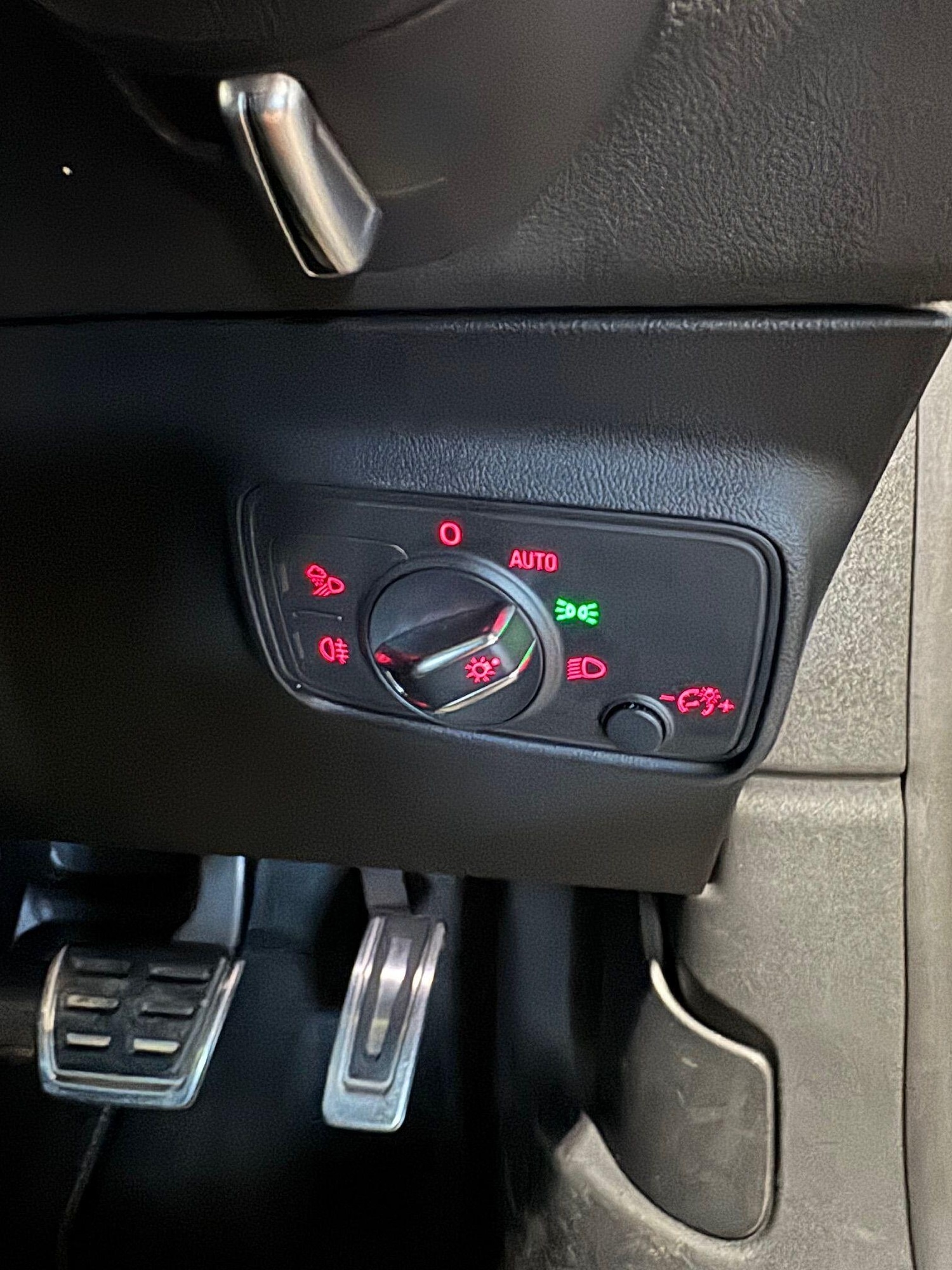 Used Audi TT 2015 for sale - 76701021: Photo 17