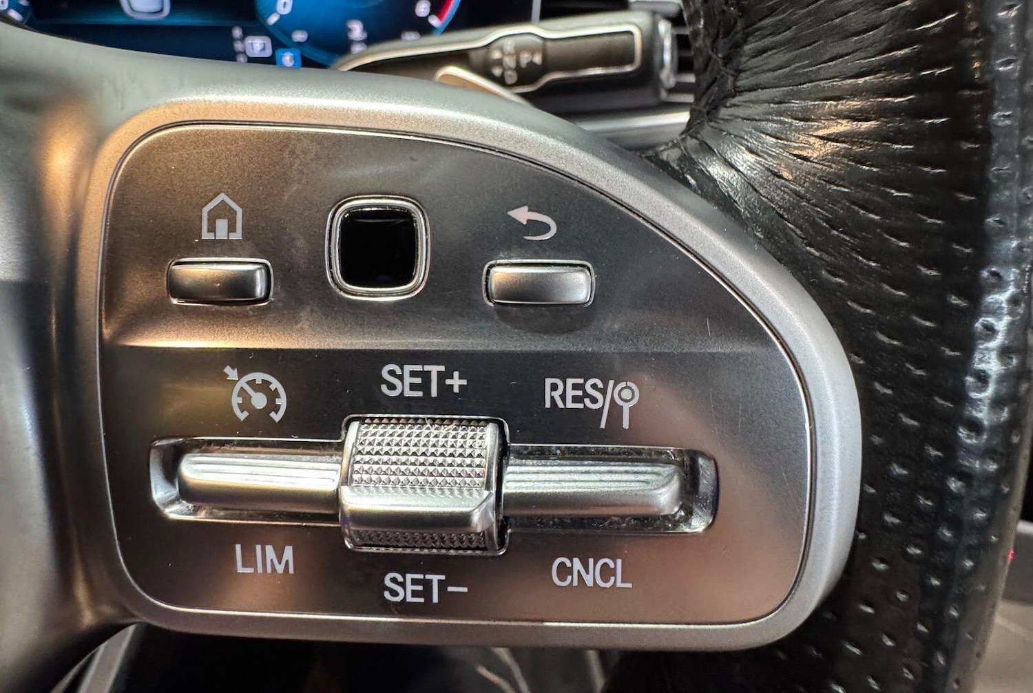 Used Mercedes-Benz GLE 2020 for sale - 76832296: Photo 21