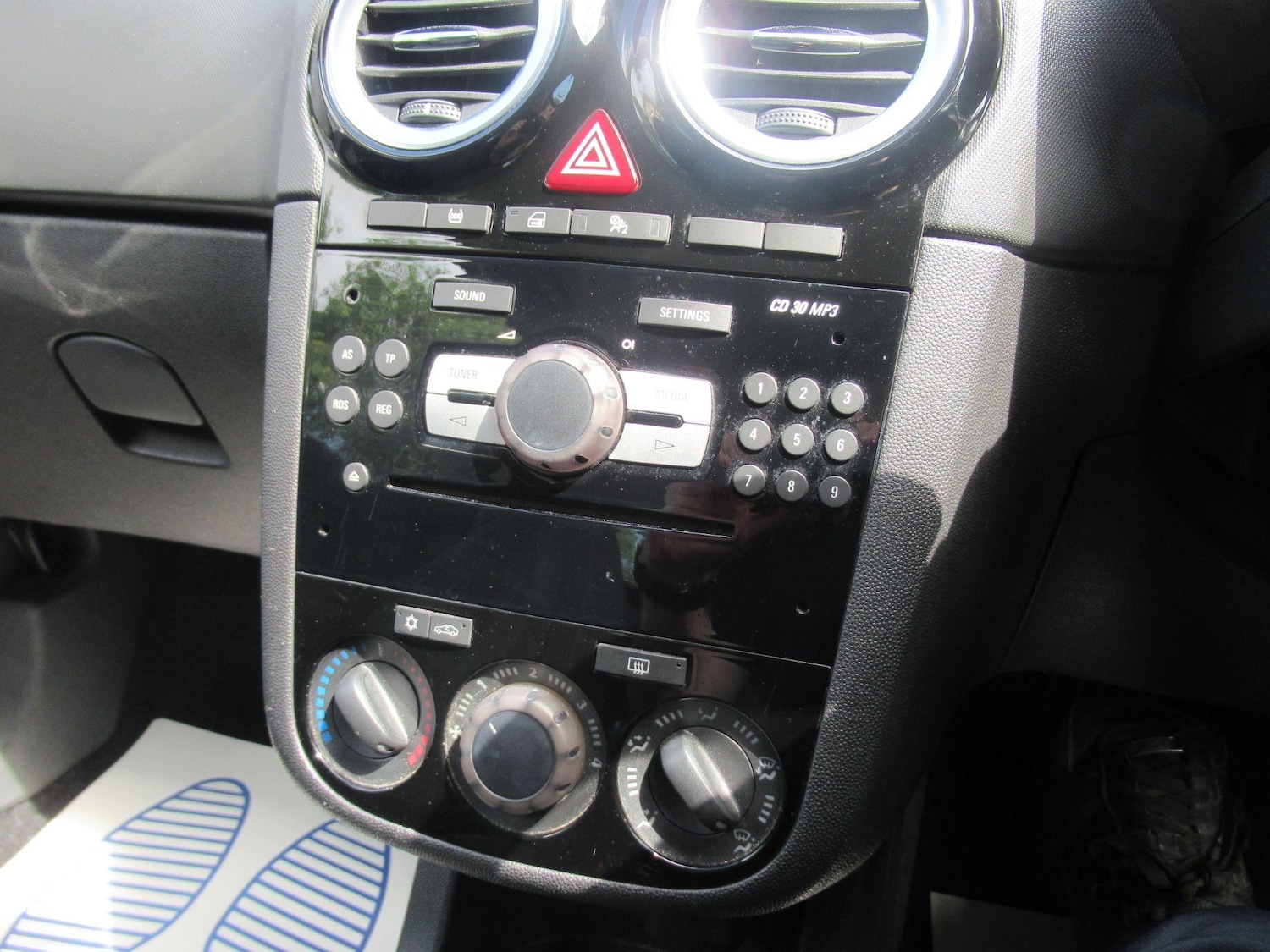 Vehicle 29