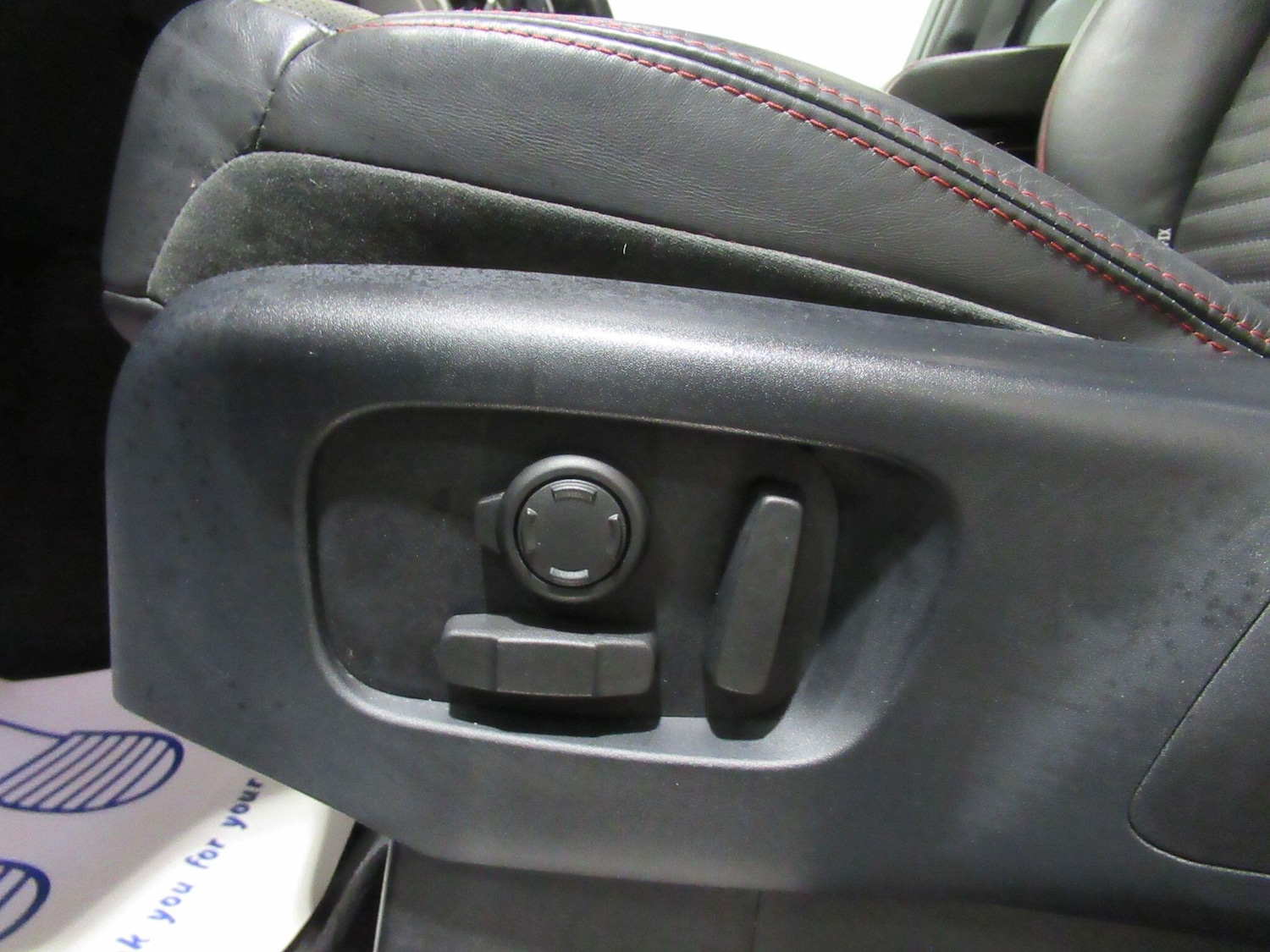 Used Land Rover Discovery 2018 for sale - 76646244: Photo 21