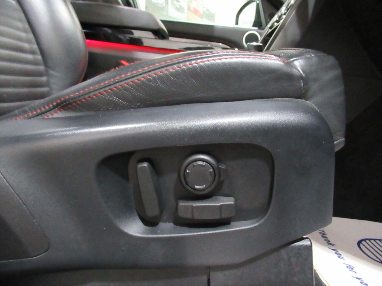 Used Land Rover Discovery 2018 for sale - 76646244: Photo 24