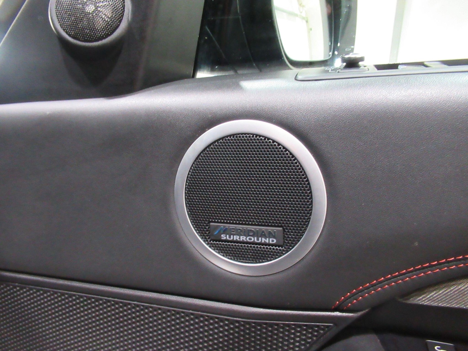 Used Land Rover Discovery 2018 for sale - 76646244: Photo 25