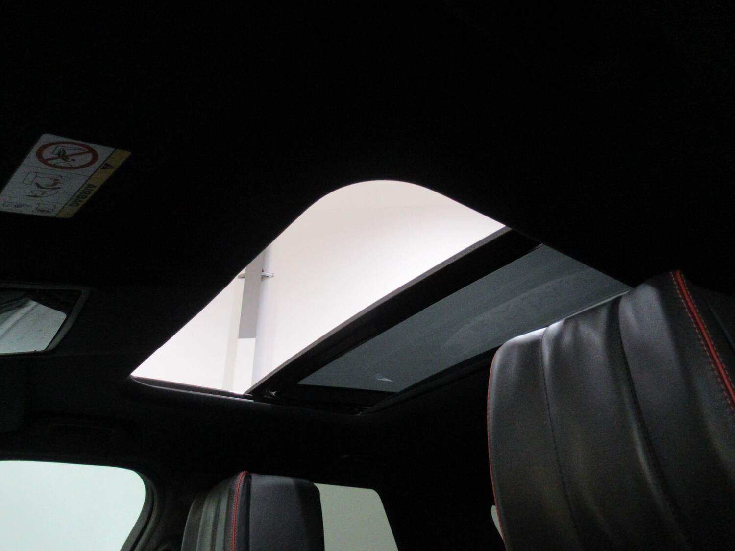 Used Land Rover Discovery 2018 for sale - 76646244: Photo 39