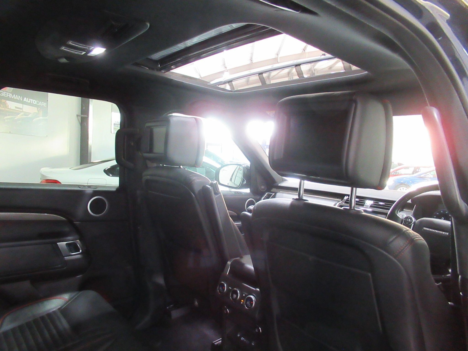 Used Land Rover Discovery 2018 for sale - 76646244: Photo 49