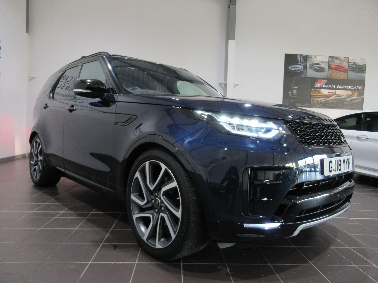 Used Land Rover Discovery 2018 for sale - 76646244: Photo 5