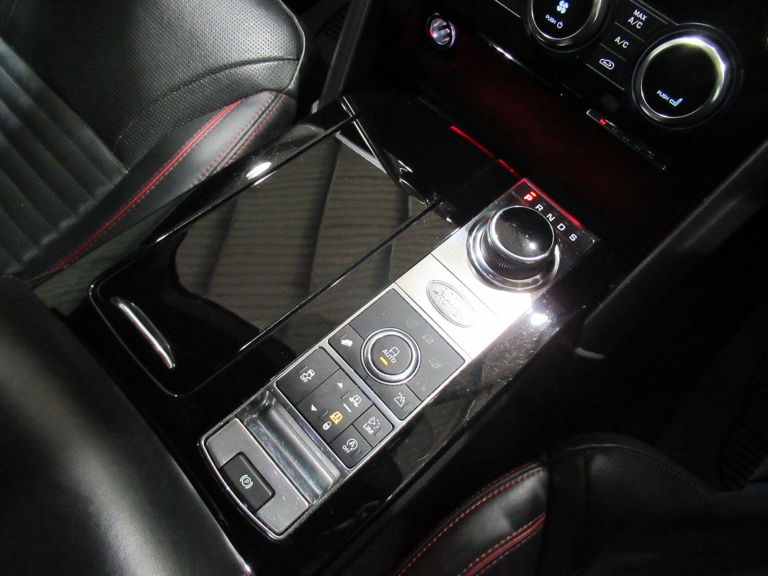 Used Land Rover Discovery 2018 for sale - 76646244: Photo 54