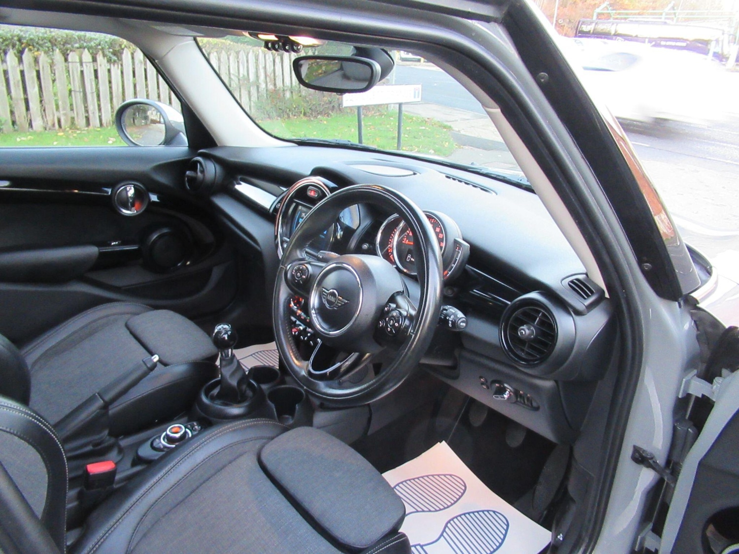 Used MINI Hatch 2018 for sale - 76632706: Photo 14