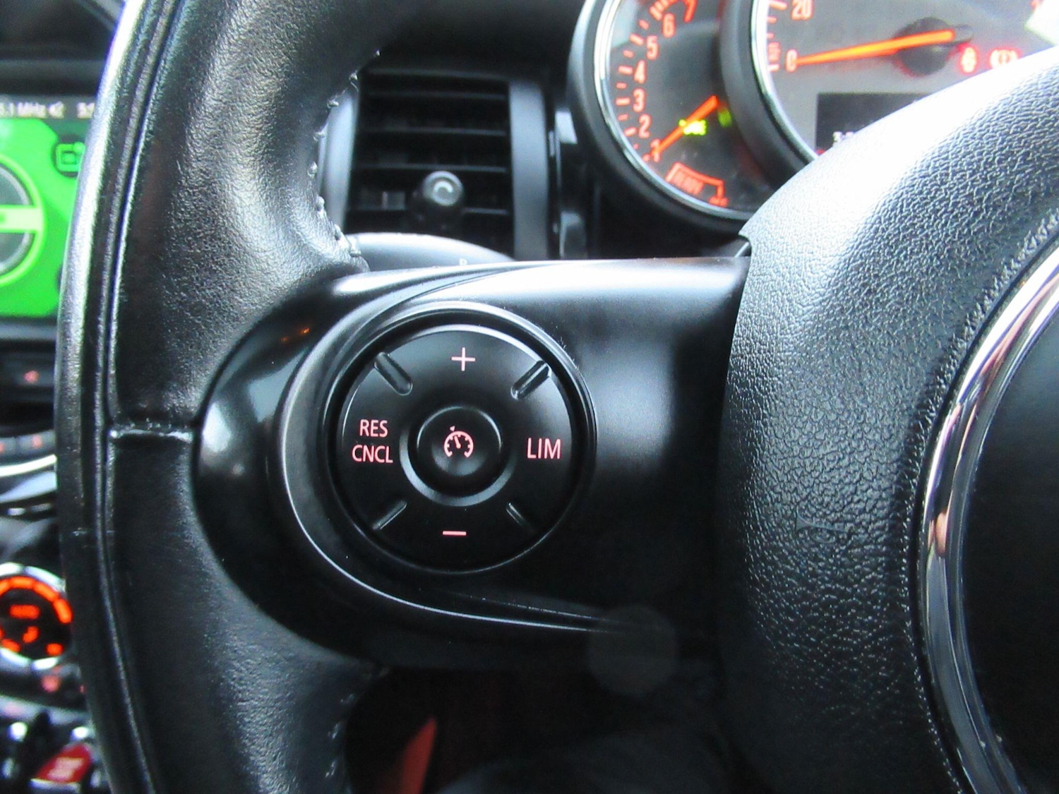 Used MINI Hatch 2018 for sale - 76632706: Photo 20