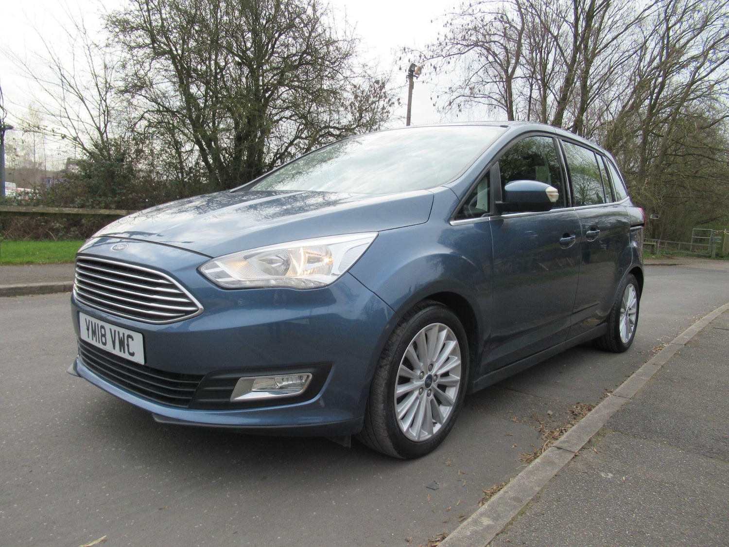 Used Ford Grand C-Max 2018 for sale - 77993539: Photo 3