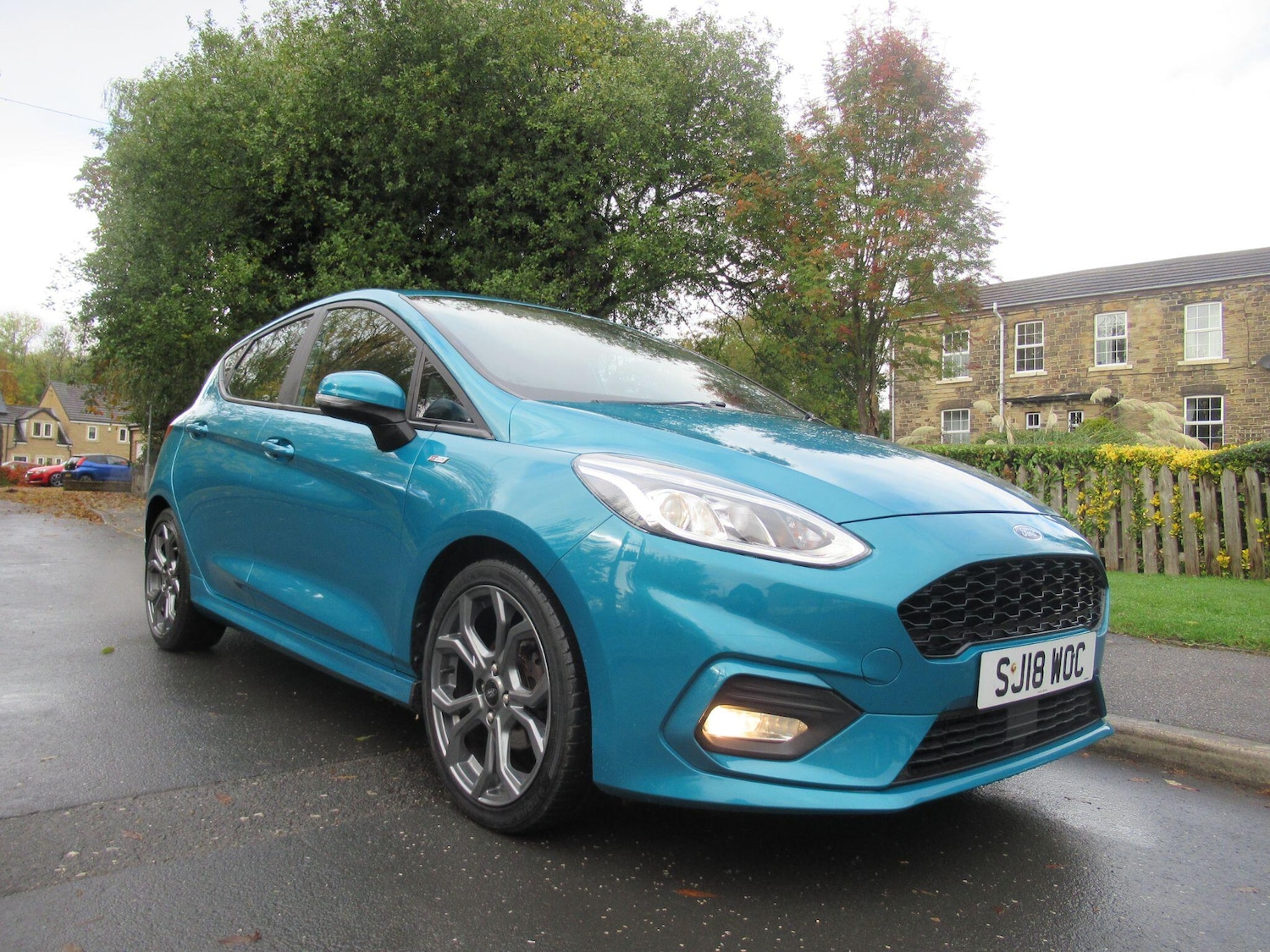 Used Ford Fiesta 2018 for sale - 76336740: Photo 2