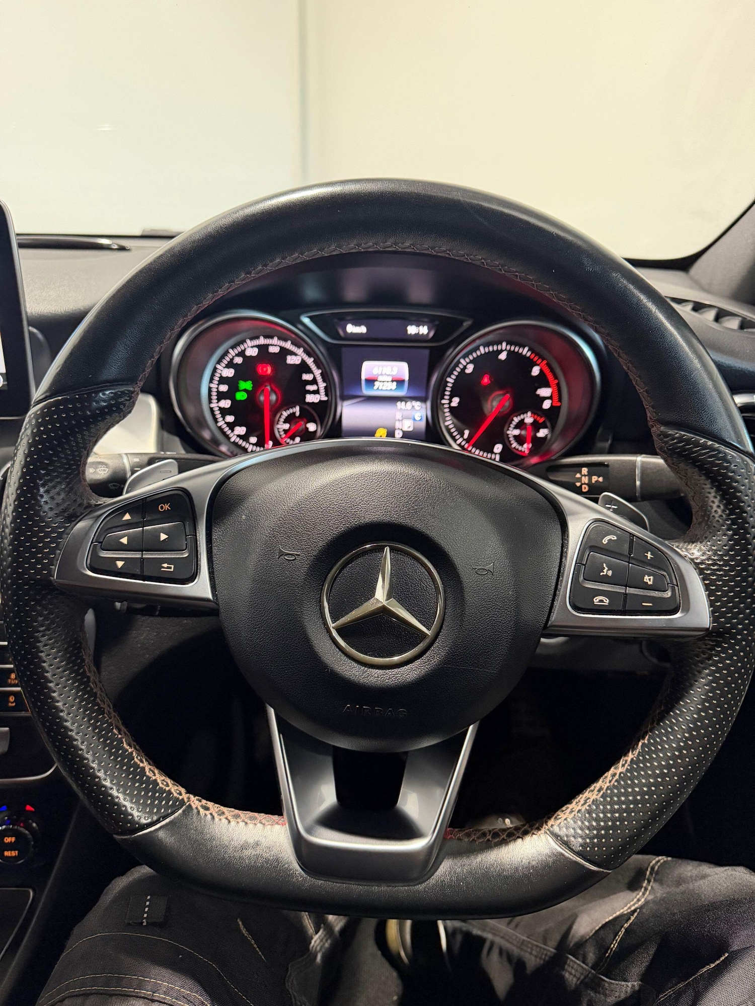 Used Mercedes-Benz CLA for sale - 77671982: Photo 24