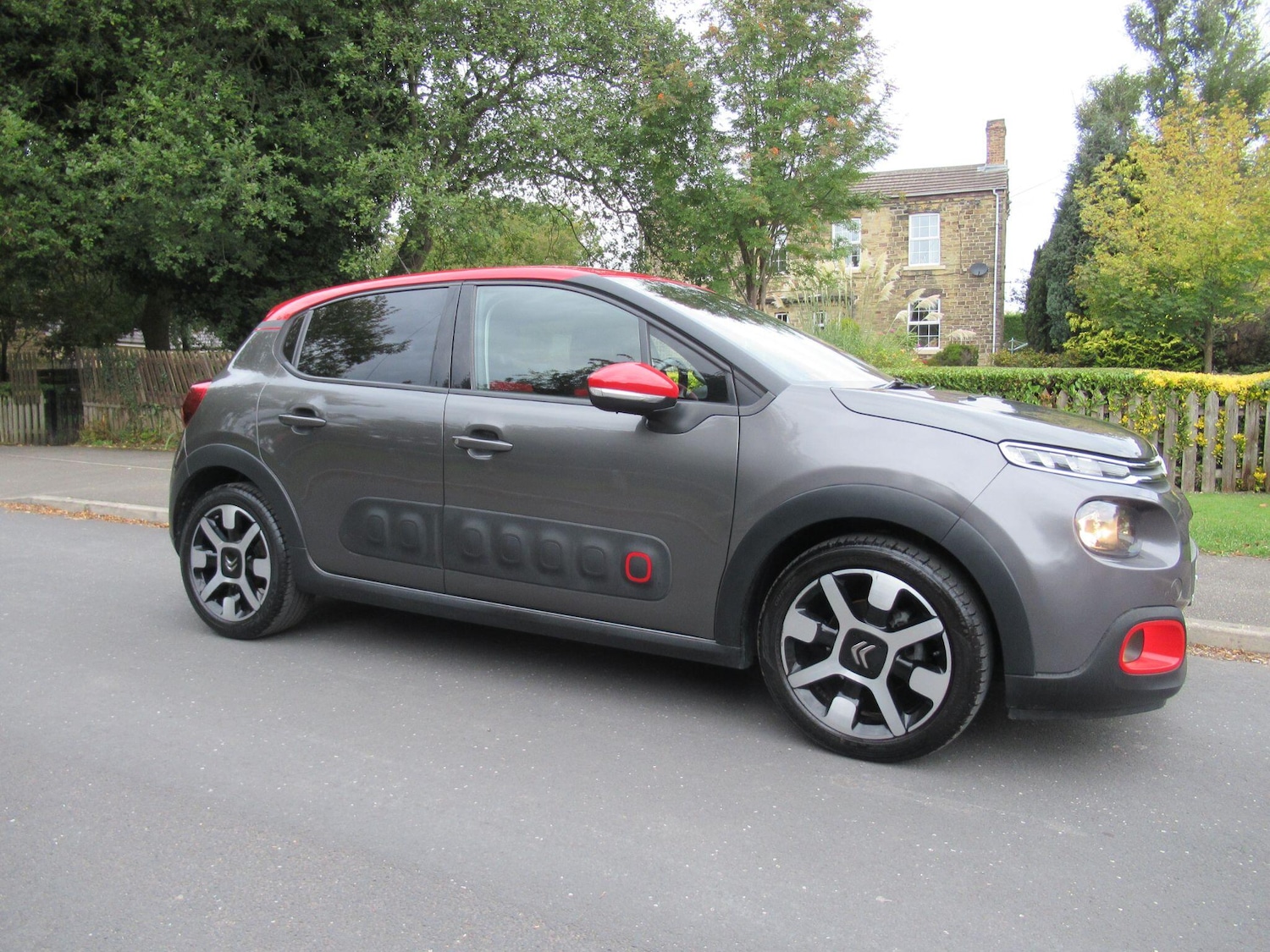 Used Citroen C3 2019 for sale - 76108932: Photo 2