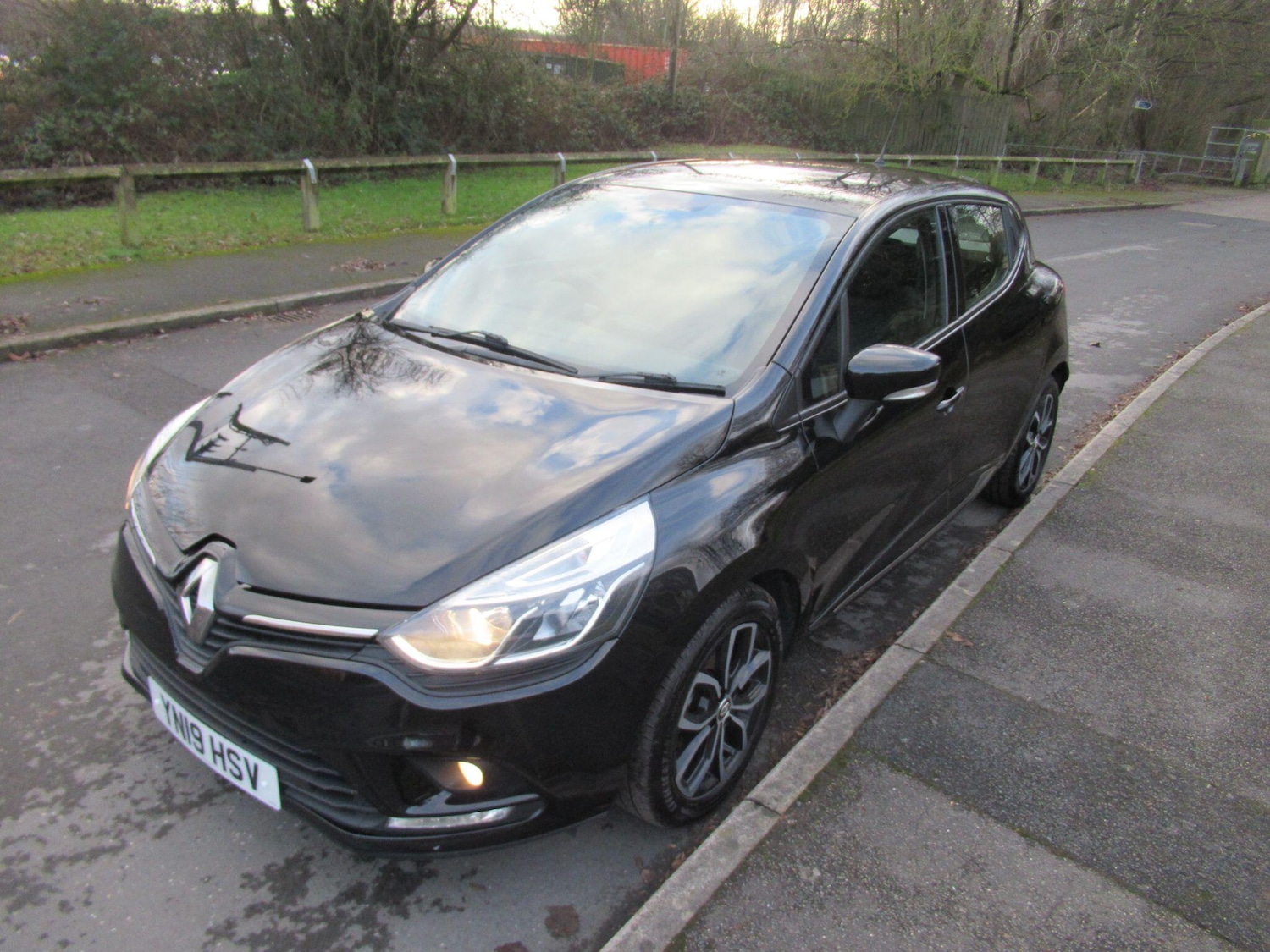 Used Renault Clio for sale - 77958067: Photo 12