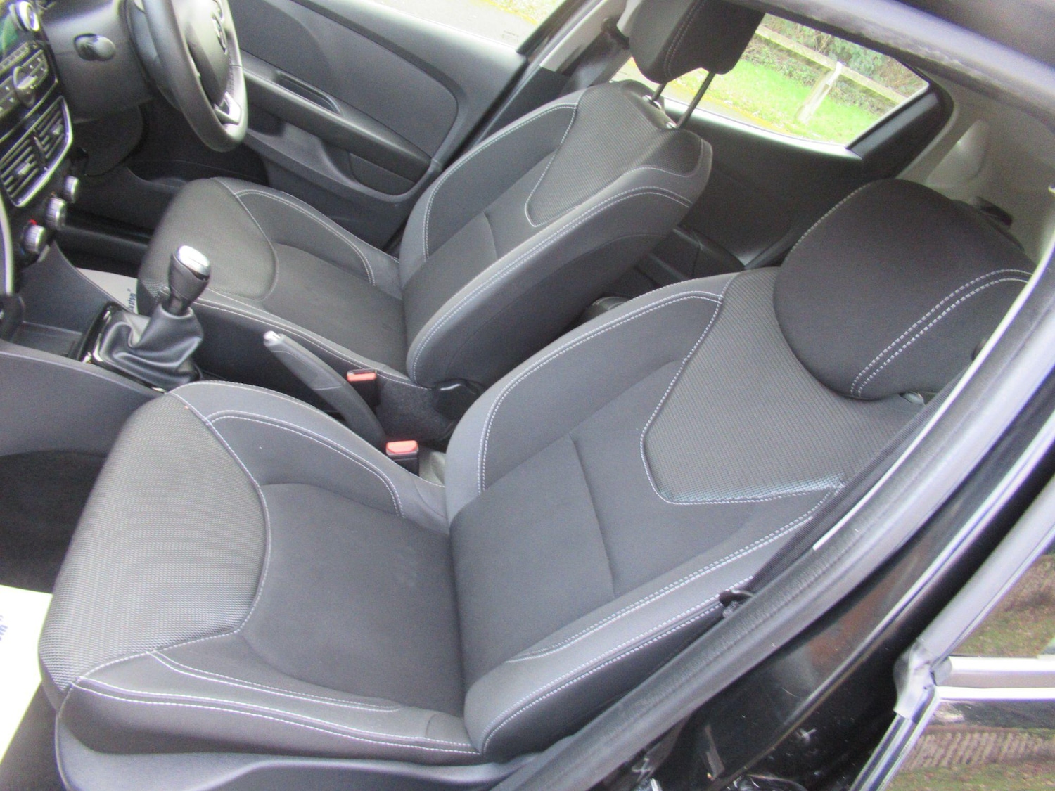 Used Renault Clio for sale - 77958067: Photo 16