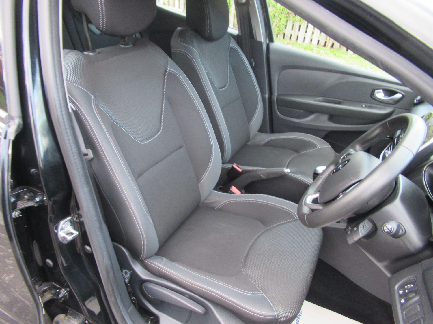 Used Renault Clio for sale - 77958067: Photo 21