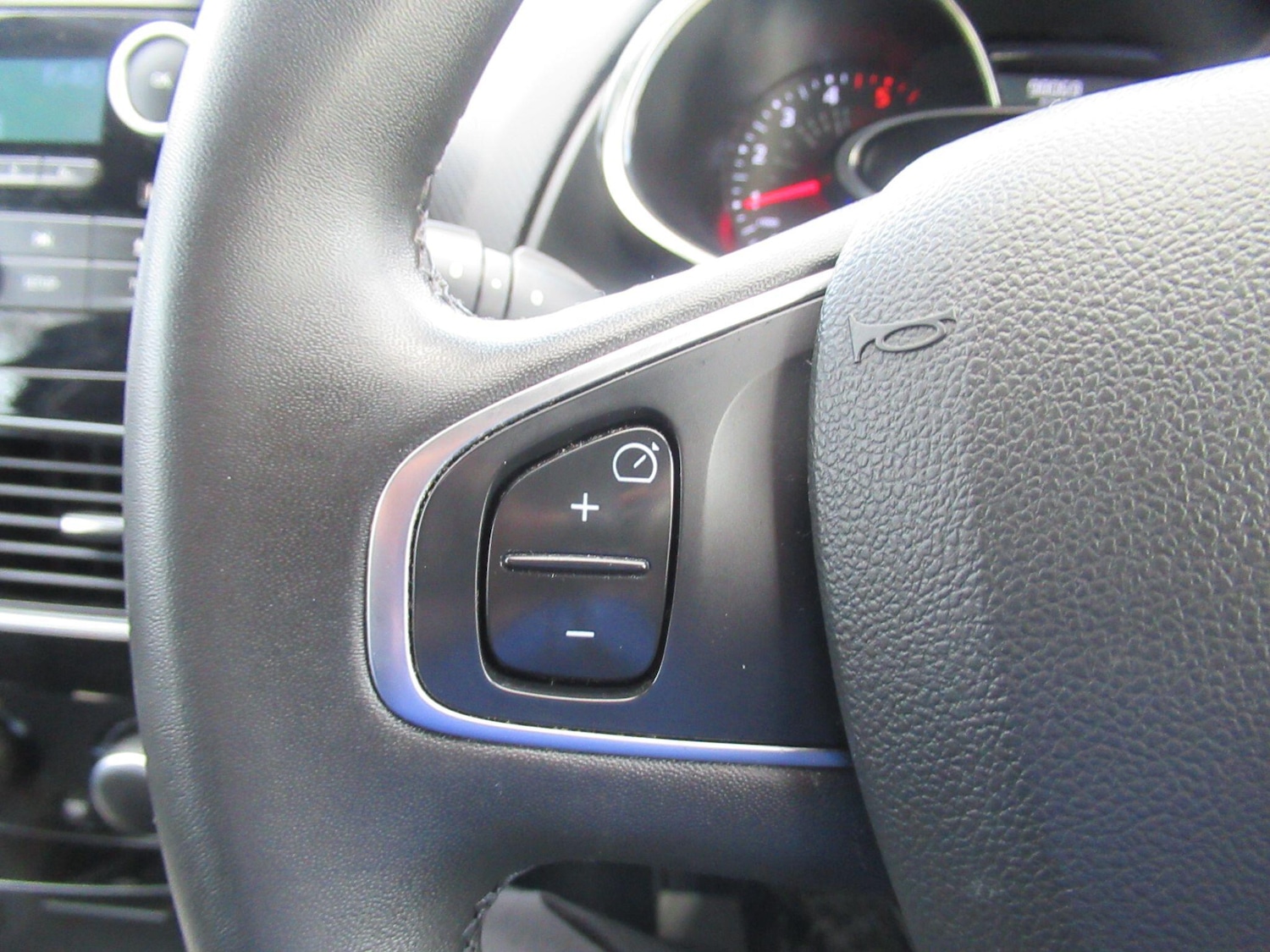 Used Renault Clio for sale - 77958067: Photo 23