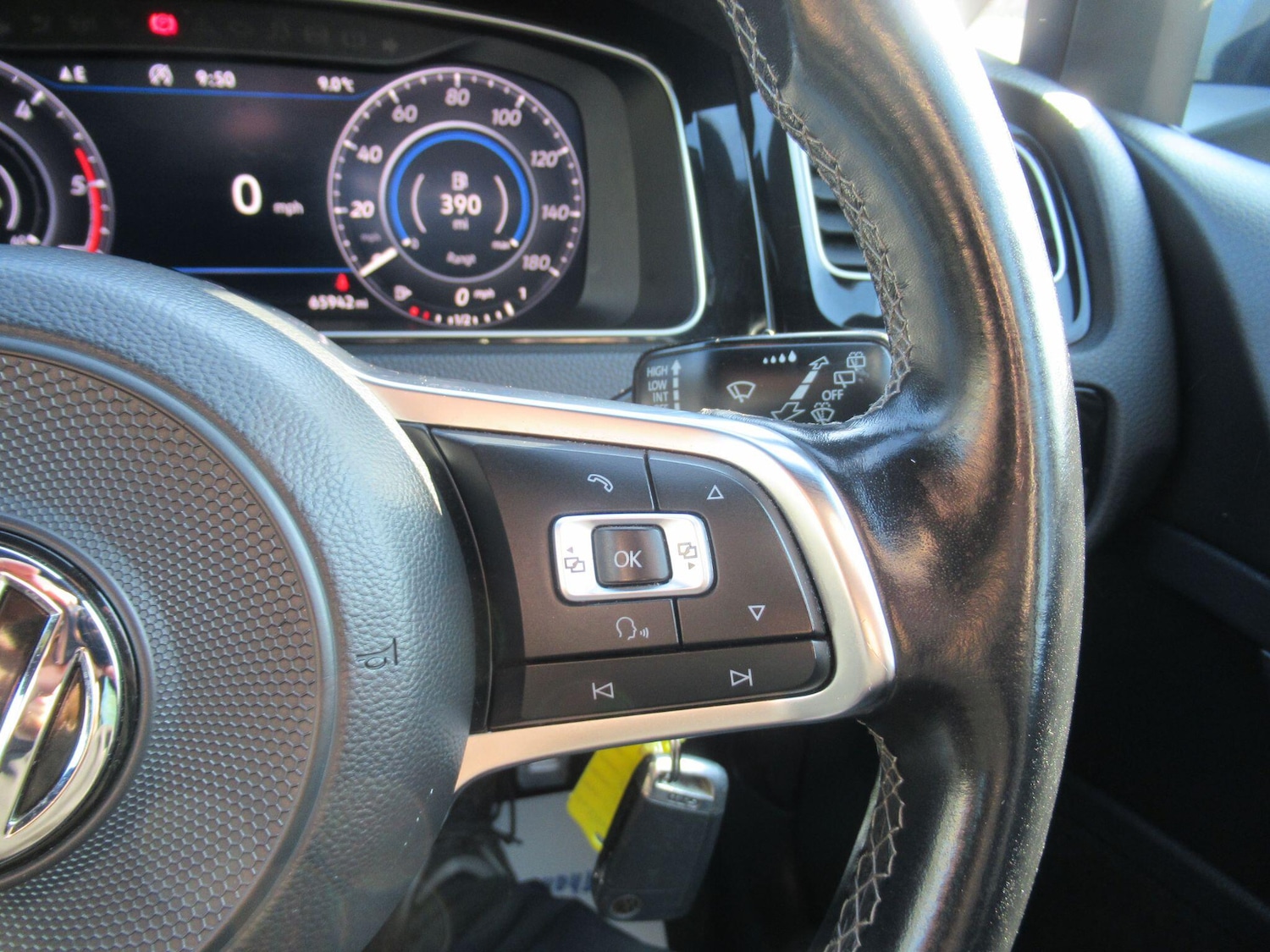 Used Volkswagen Golf for sale - 77957999: Photo 24