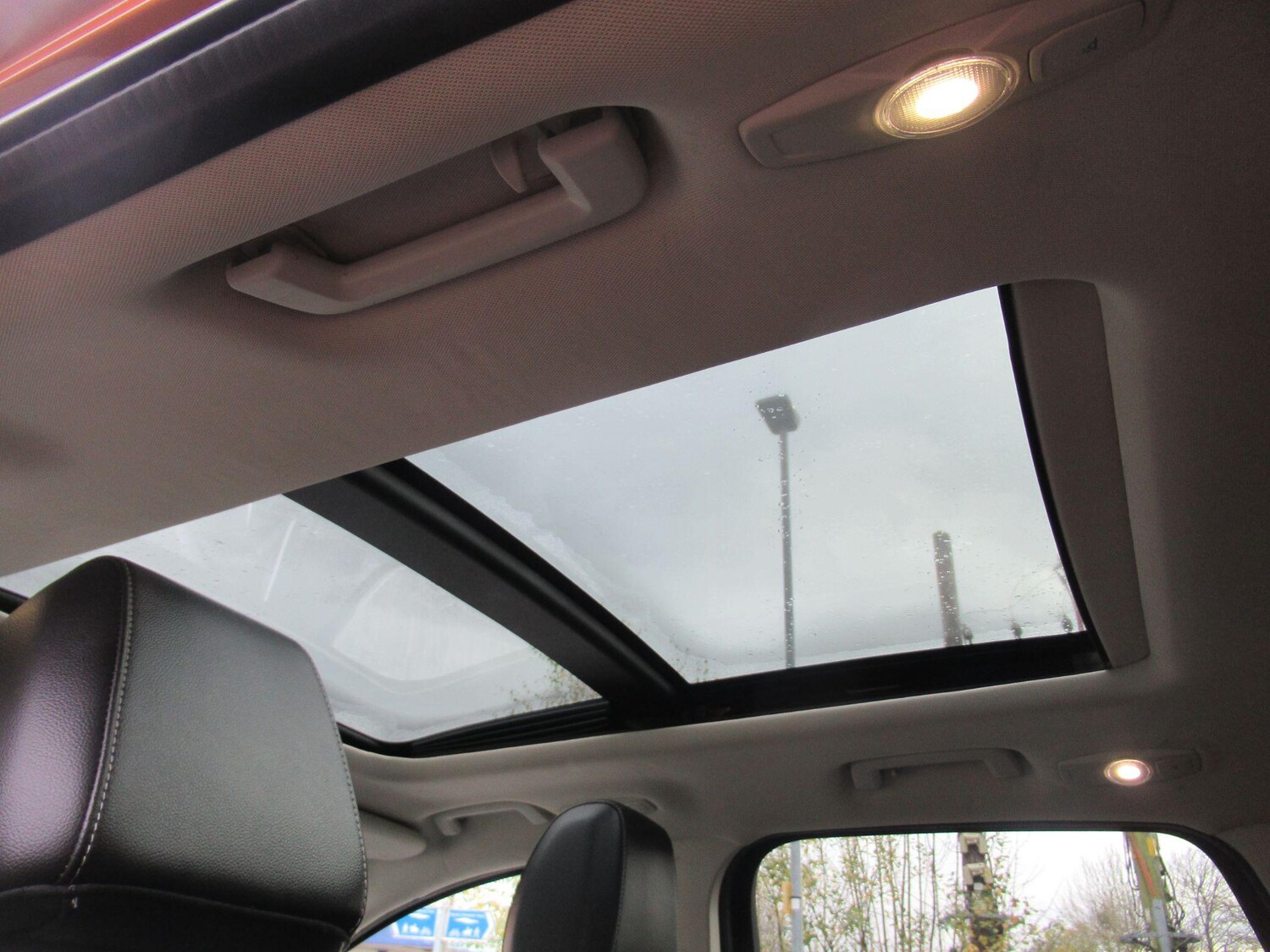 Used Ford Kuga 2014 for sale - 76613236: Photo 16