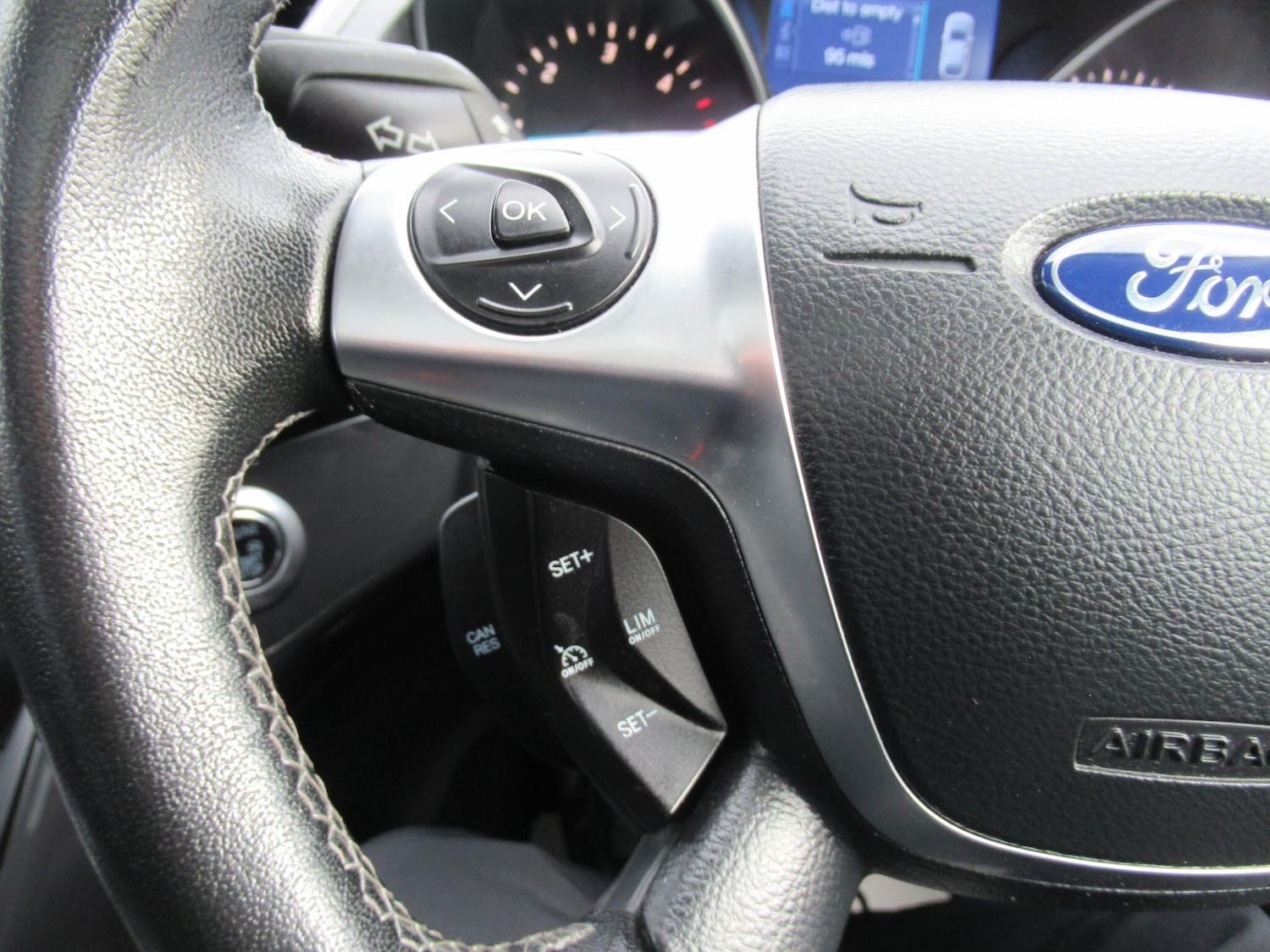 Used Ford Kuga 2014 for sale - 76613236: Photo 25