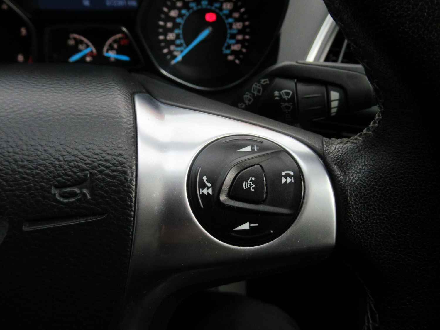 Used Ford Kuga 2014 for sale - 76613236: Photo 26