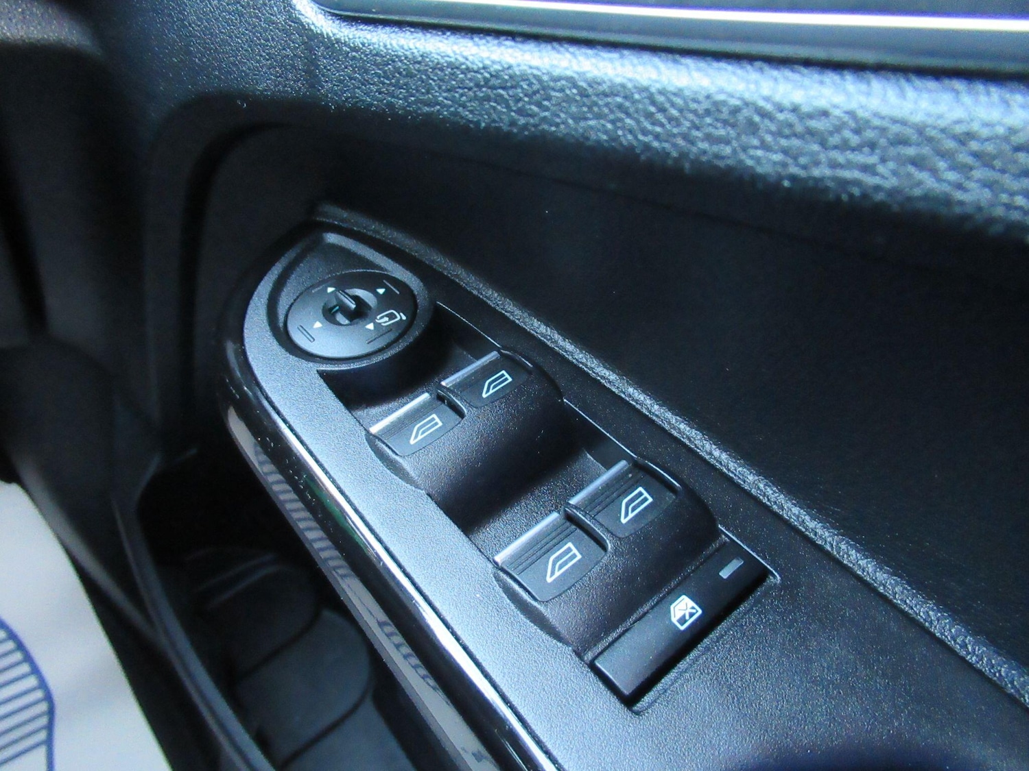 Used Ford B-MAX 2016 for sale - 76964671: Photo 26