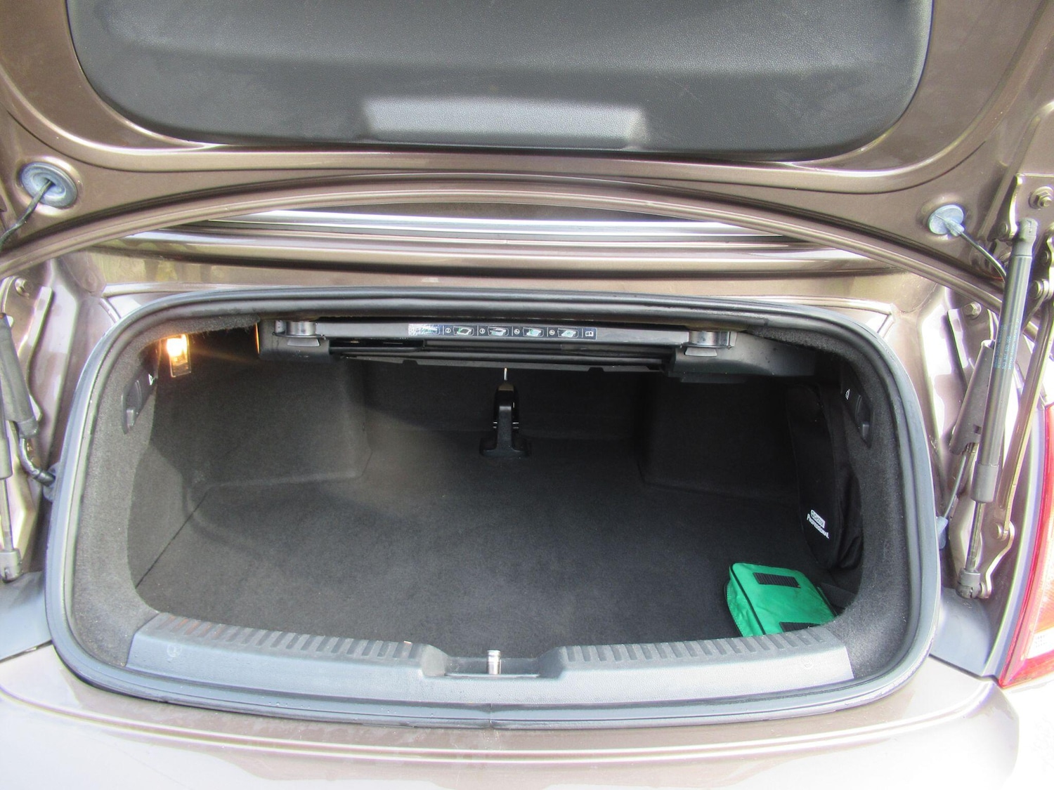 Used Volkswagen Beetle 2013 for sale - 77586463: Photo 26