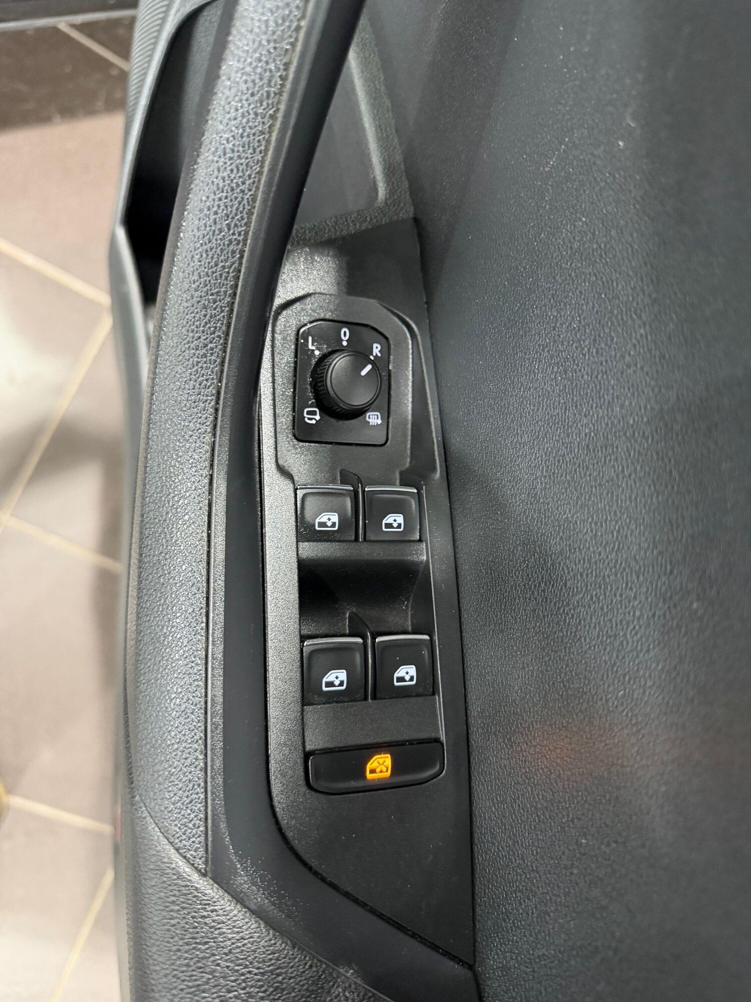 Used Skoda Karoq 2020 for sale - 78057727: Photo 18