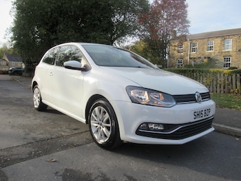 Used Volkswagen Polo 2015 for sale - 76398482: Photo