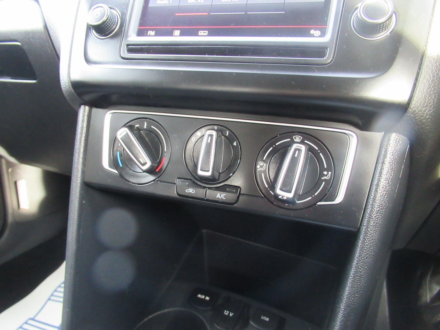 Used Volkswagen Polo for sale - 76398482: Photo 32