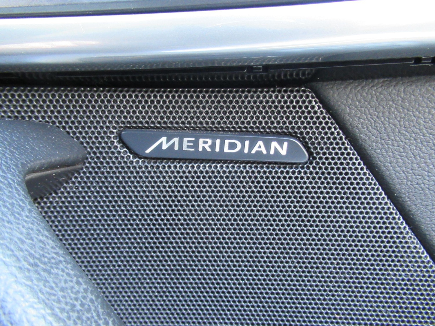 Used Jaguar F-Type 2017 for sale - 77040890: Photo 21