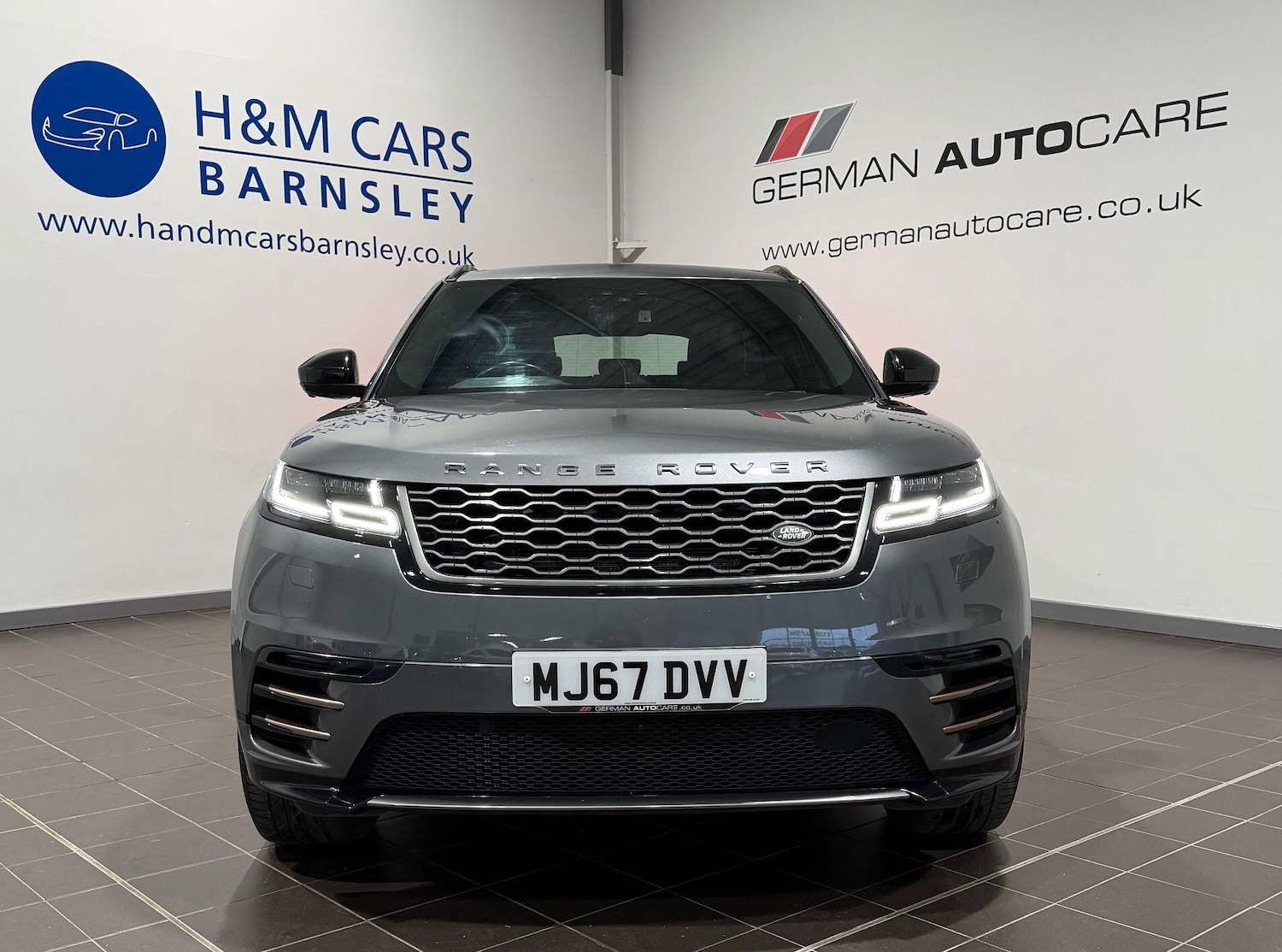 Used Land Rover Range Rover Velar 2017 for sale - 77598359: Photo 2