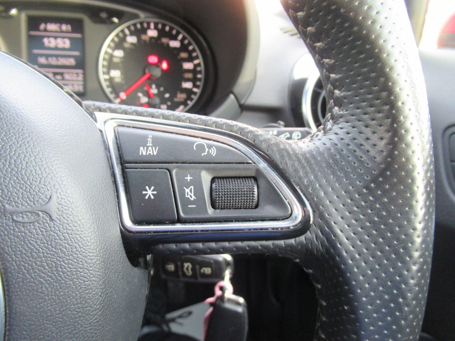 Used Audi A1 2013 for sale - 76965270: Photo 24