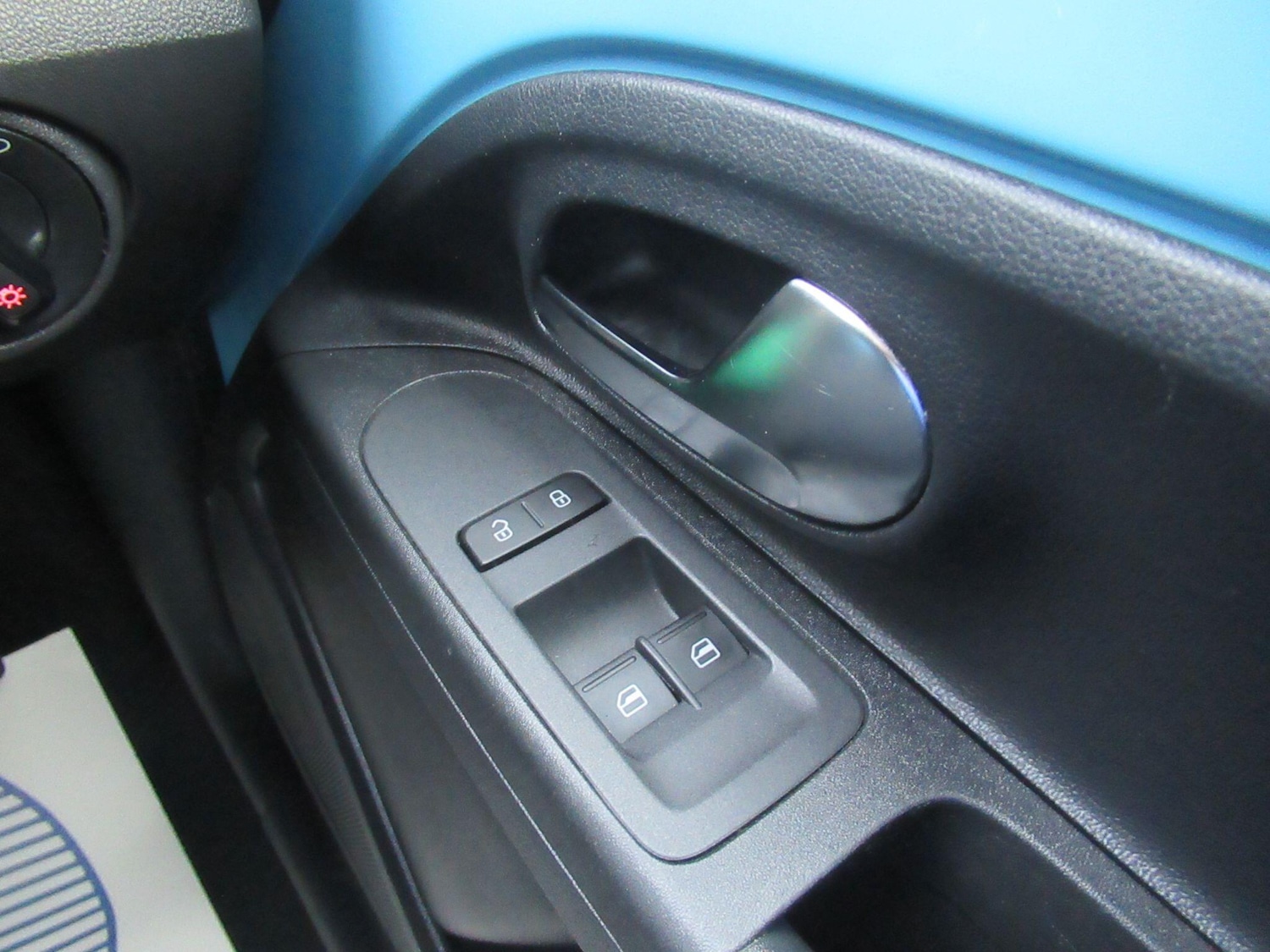 Used Volkswagen up! 2017 for sale - 77344074: Photo 27