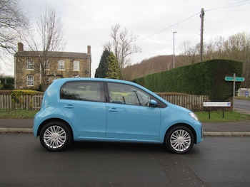 Used Volkswagen up! 2017 for sale - 77344074: Photo