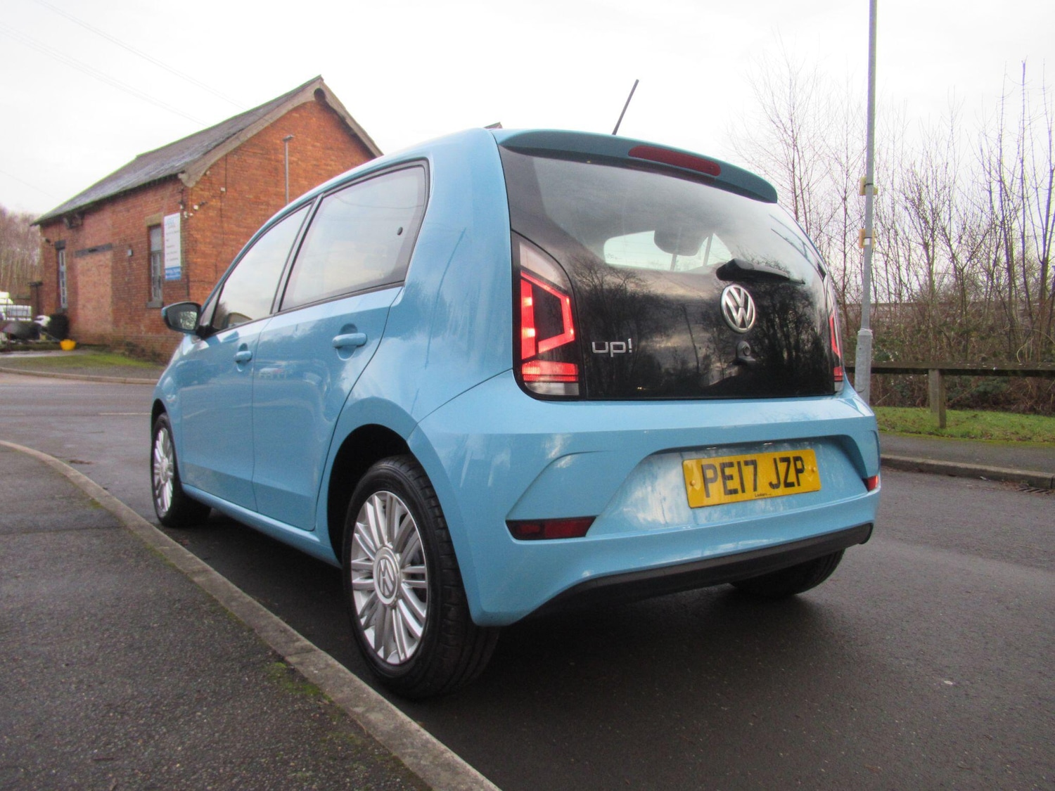 Used Volkswagen up! 2017 for sale - 77344074: Photo 5