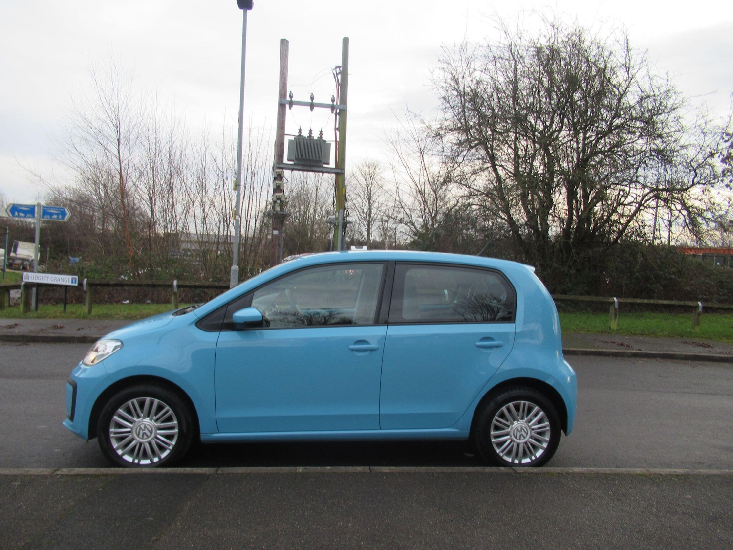 Used Volkswagen up! 2017 for sale - 77344074: Photo 6