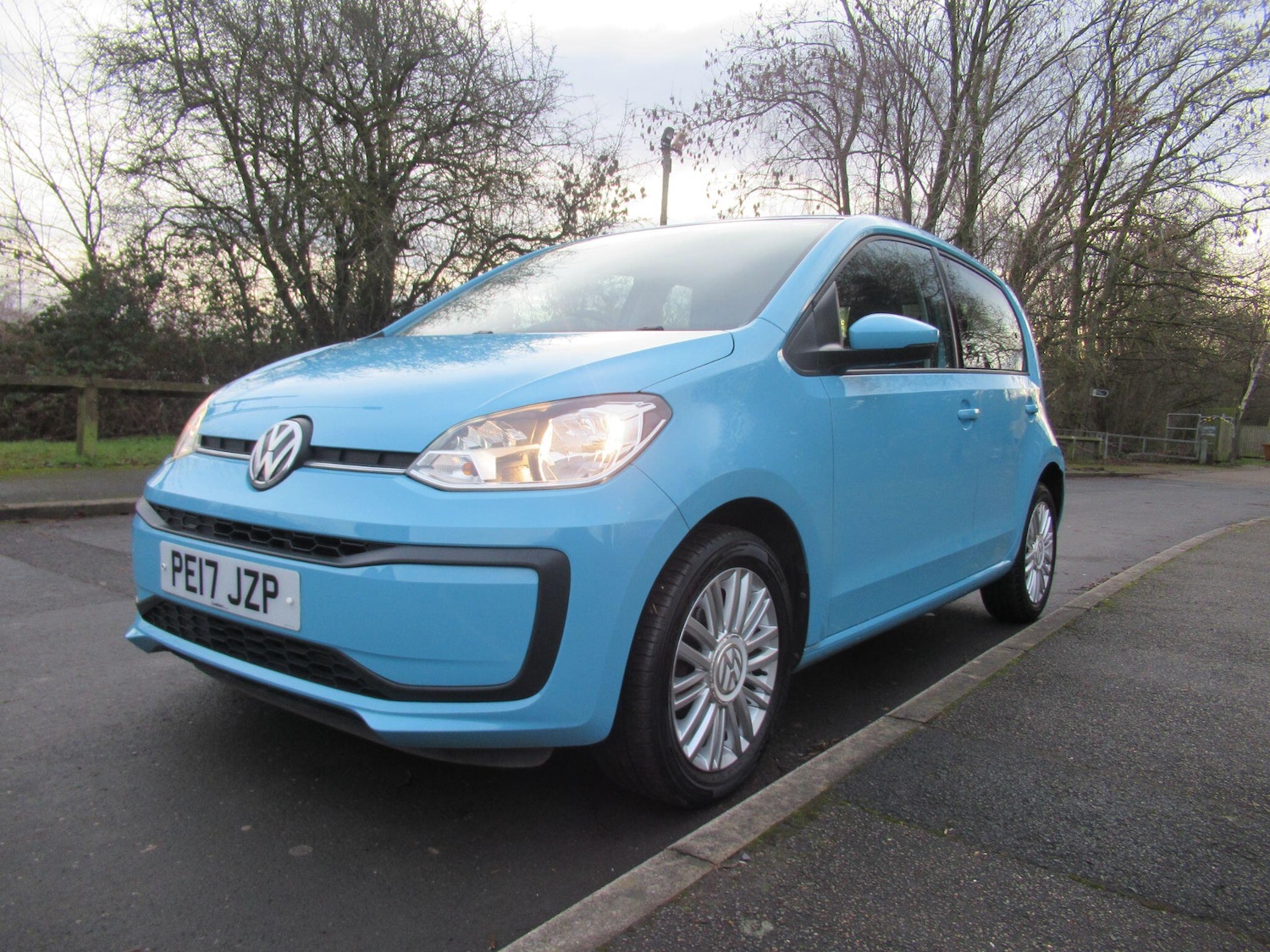 Used Volkswagen up! 2017 for sale - 77344074: Photo 8