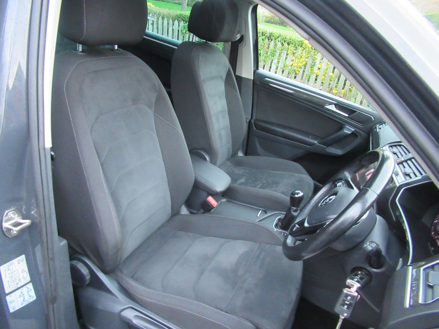 Used Volkswagen Tiguan 2018 for sale - 76735345: Photo 14