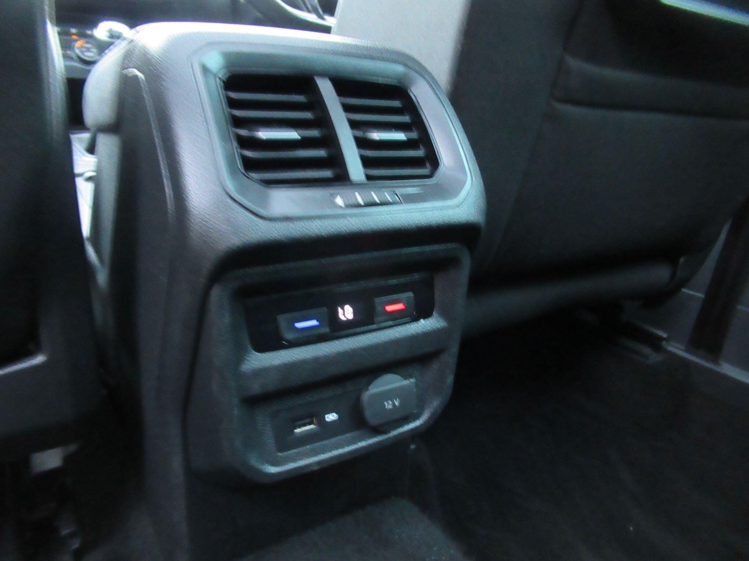 Used Volkswagen Tiguan 2018 for sale - 76735345: Photo 18