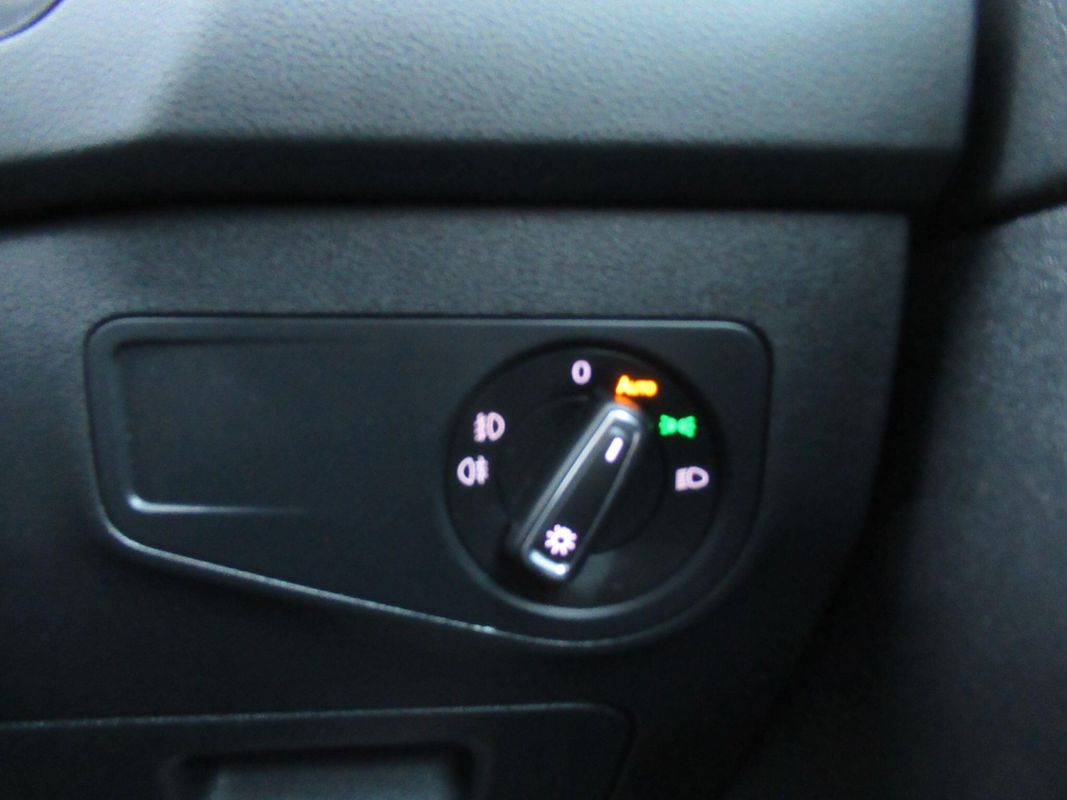 Used Volkswagen Tiguan 2018 for sale - 76735345: Photo 21