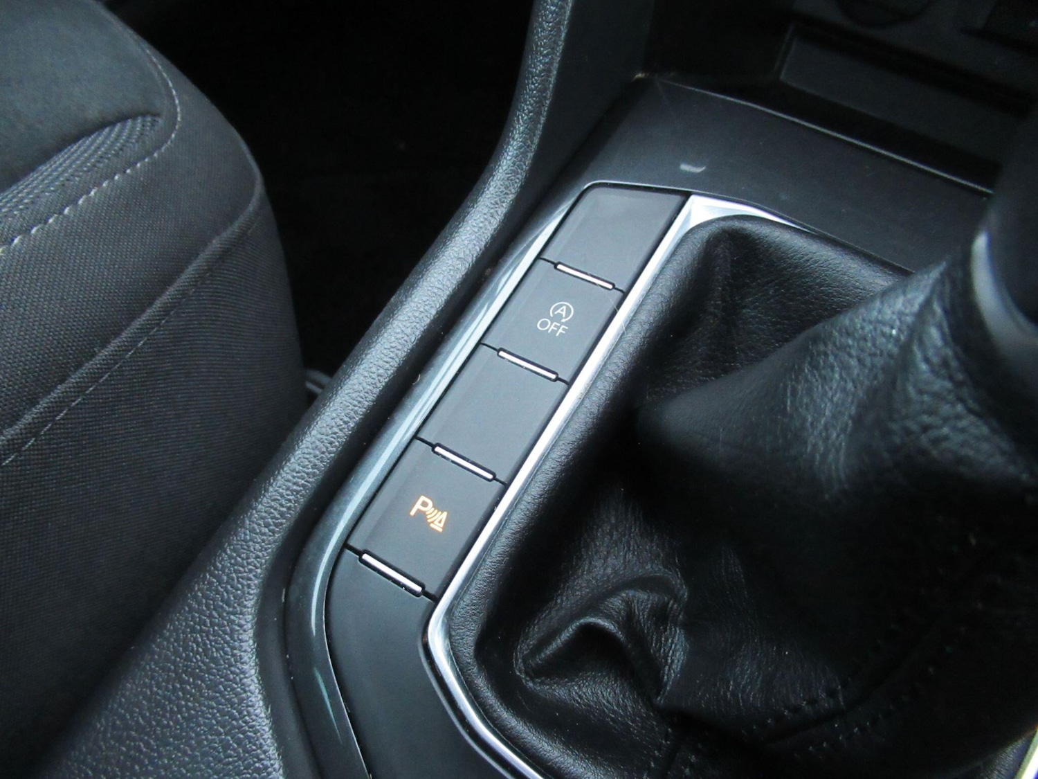 Used Volkswagen Tiguan 2018 for sale - 76735345: Photo 24