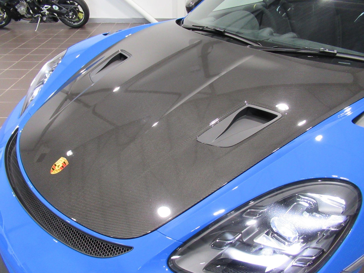 Used Porsche Cayman 2023 for sale - 76993269: Photo 11