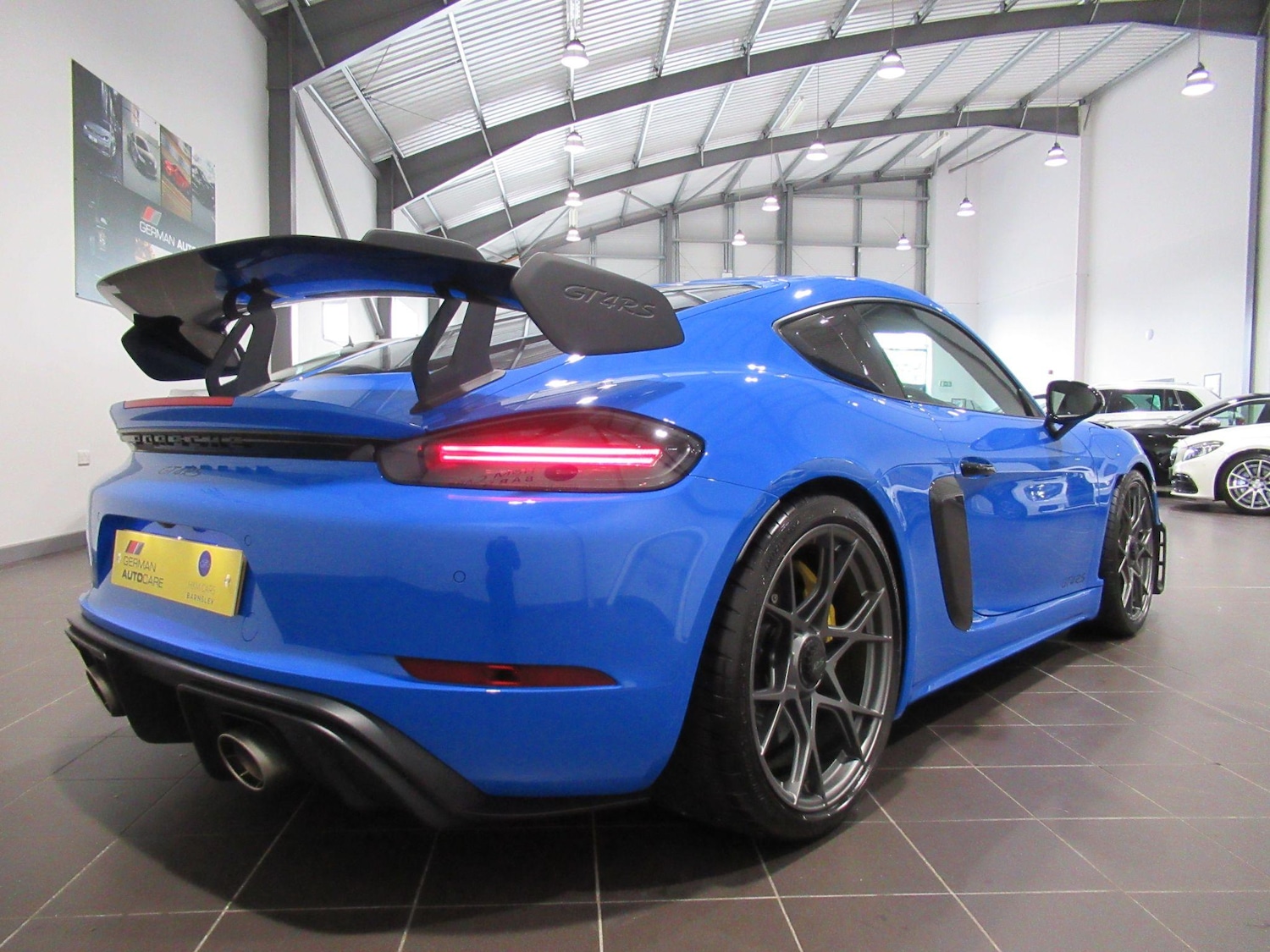 Used Porsche Cayman 2023 for sale - 76993269: Photo 15