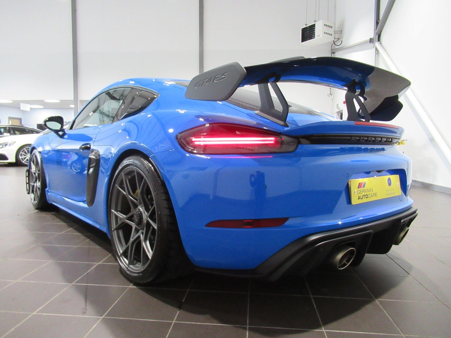Used Porsche Cayman 2023 for sale - 76993269: Photo 19